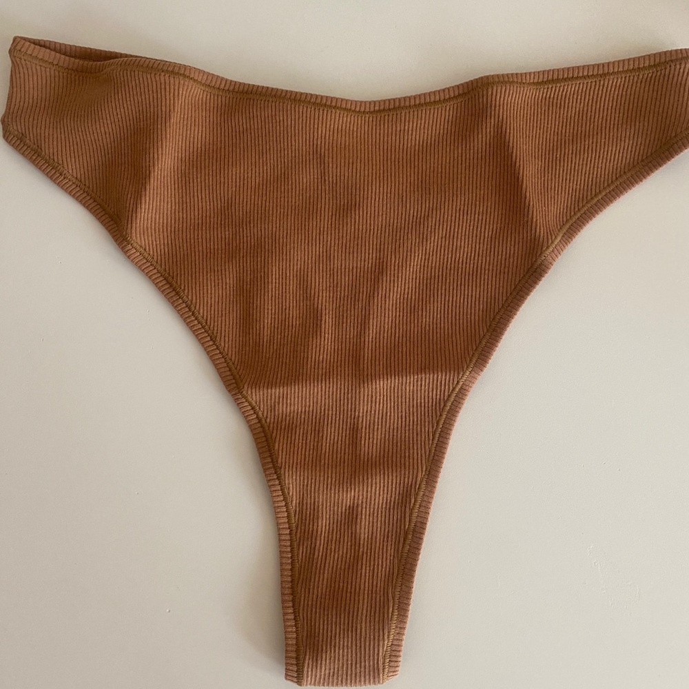 Skims ribbed thong 2X